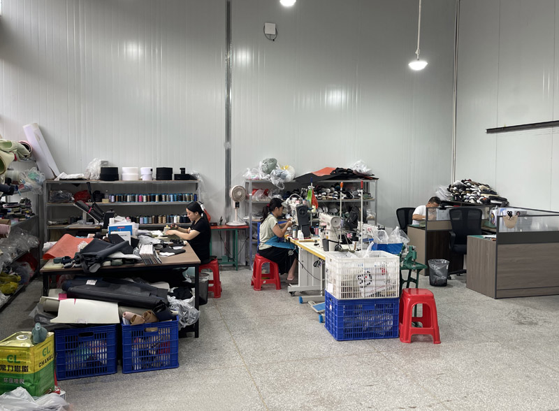 Jinhongchang Footwear R&D Development Room & Mold Workshop