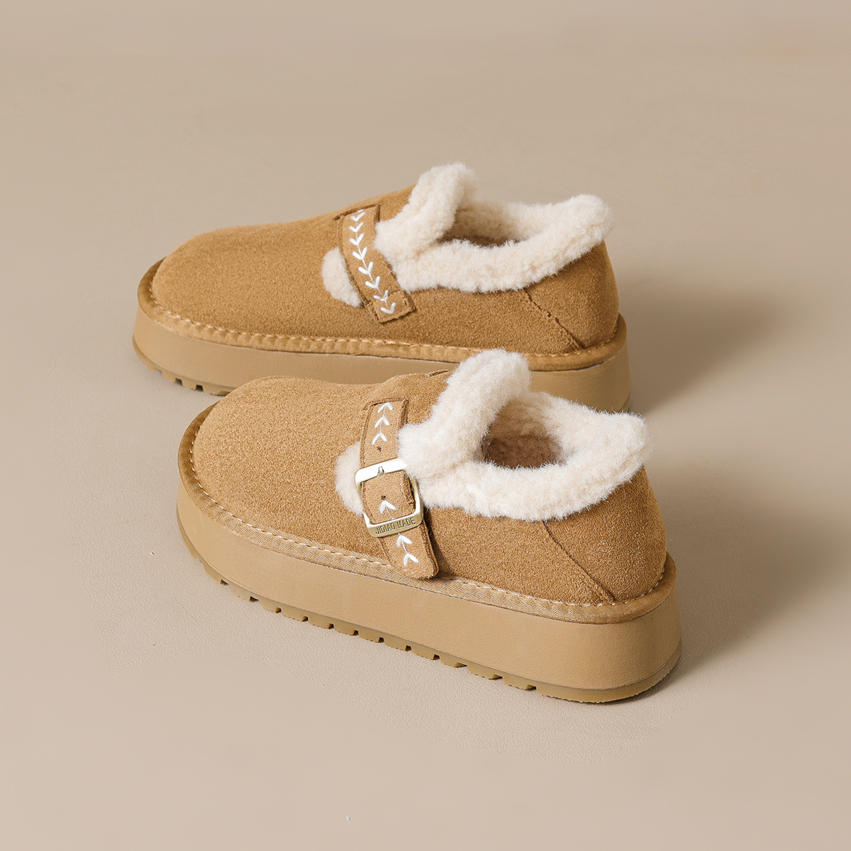 JHC-YW53 | Suede & Cork Winter Shearling Fur-Lined Chunky - Fujian Jinhongchang Sports Goods Co., Ltd.