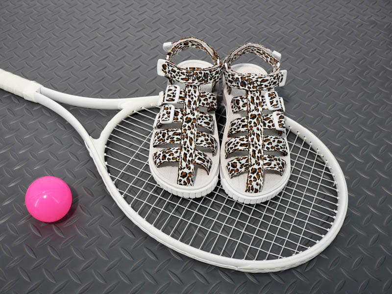 DM001 angle 4