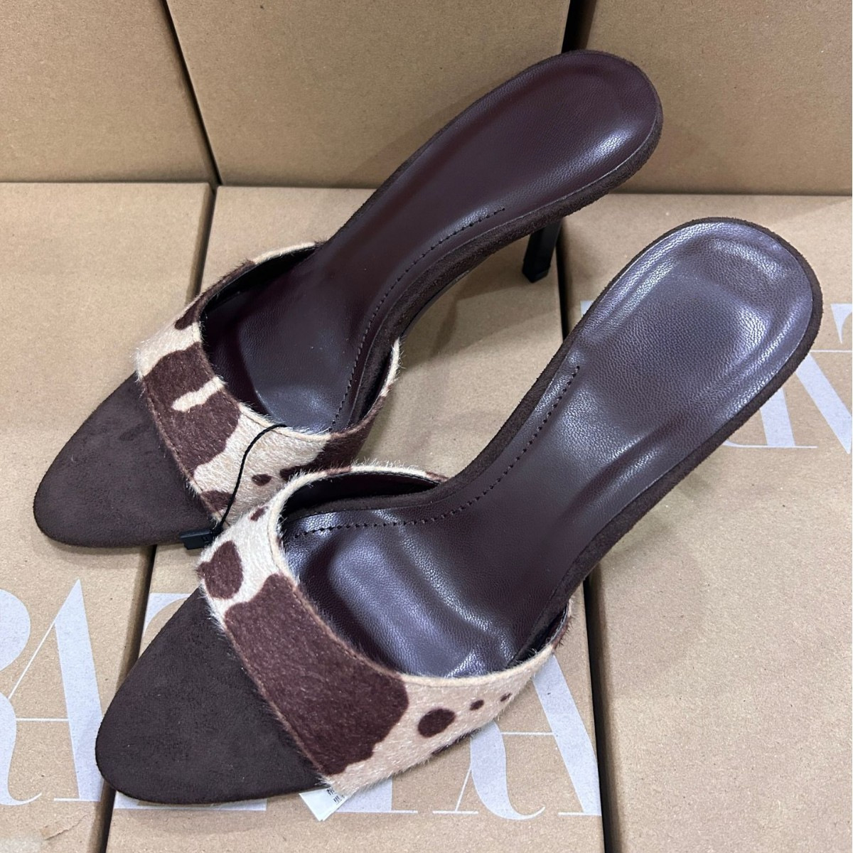 JHC-HB-250 | Slingback Pointed-Toe Stiletto Heel Heeled Slide - Fujian Jinhongchang Sports Goods Co., Ltd.