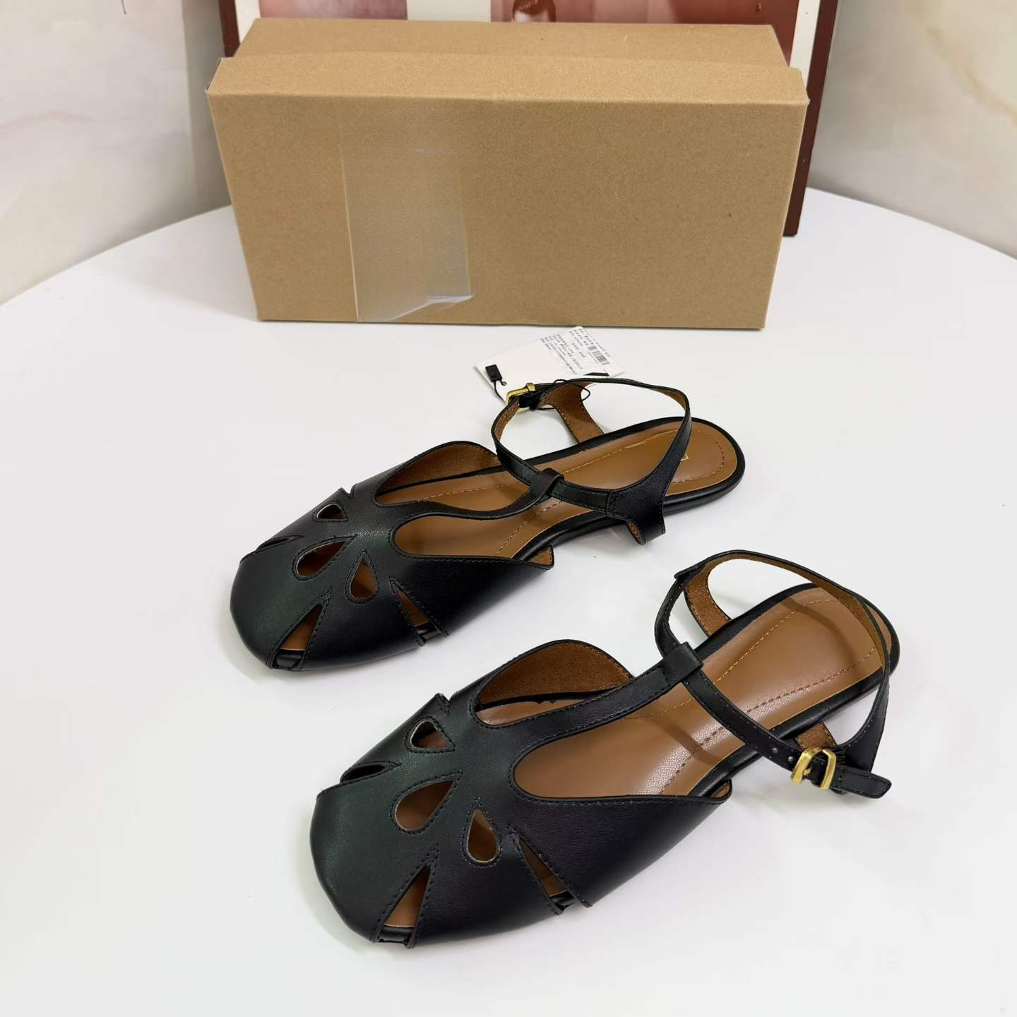 JHC-HB-145 | Woven Cutout Round-Toe Flat Gladiator Sandal angle 2