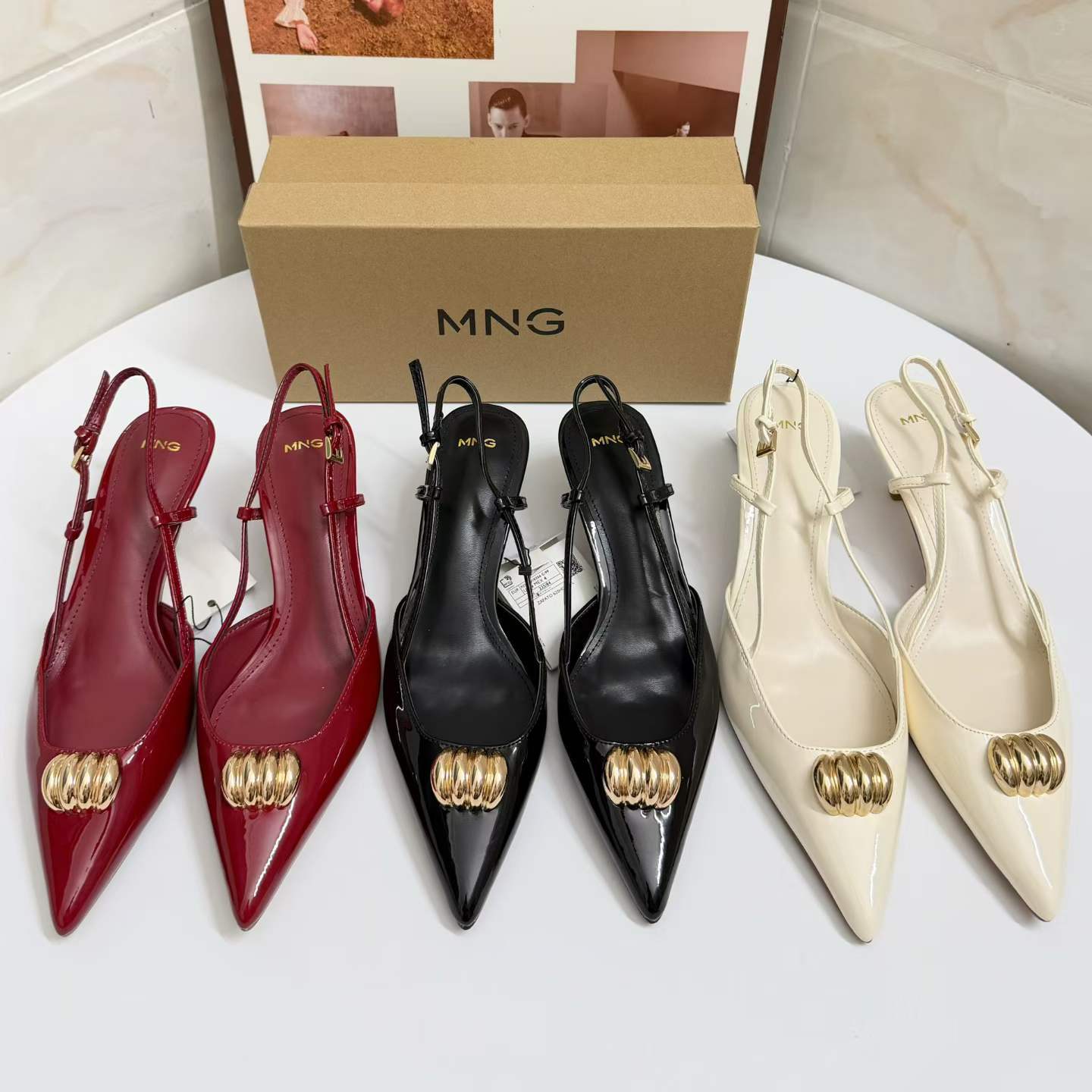 JHC-HB-037 | Metal Buckle Patent Gloss Pointed-Toe High-Heel Mule Slide - Fujian Jinhongchang Sports Goods Co., Ltd.