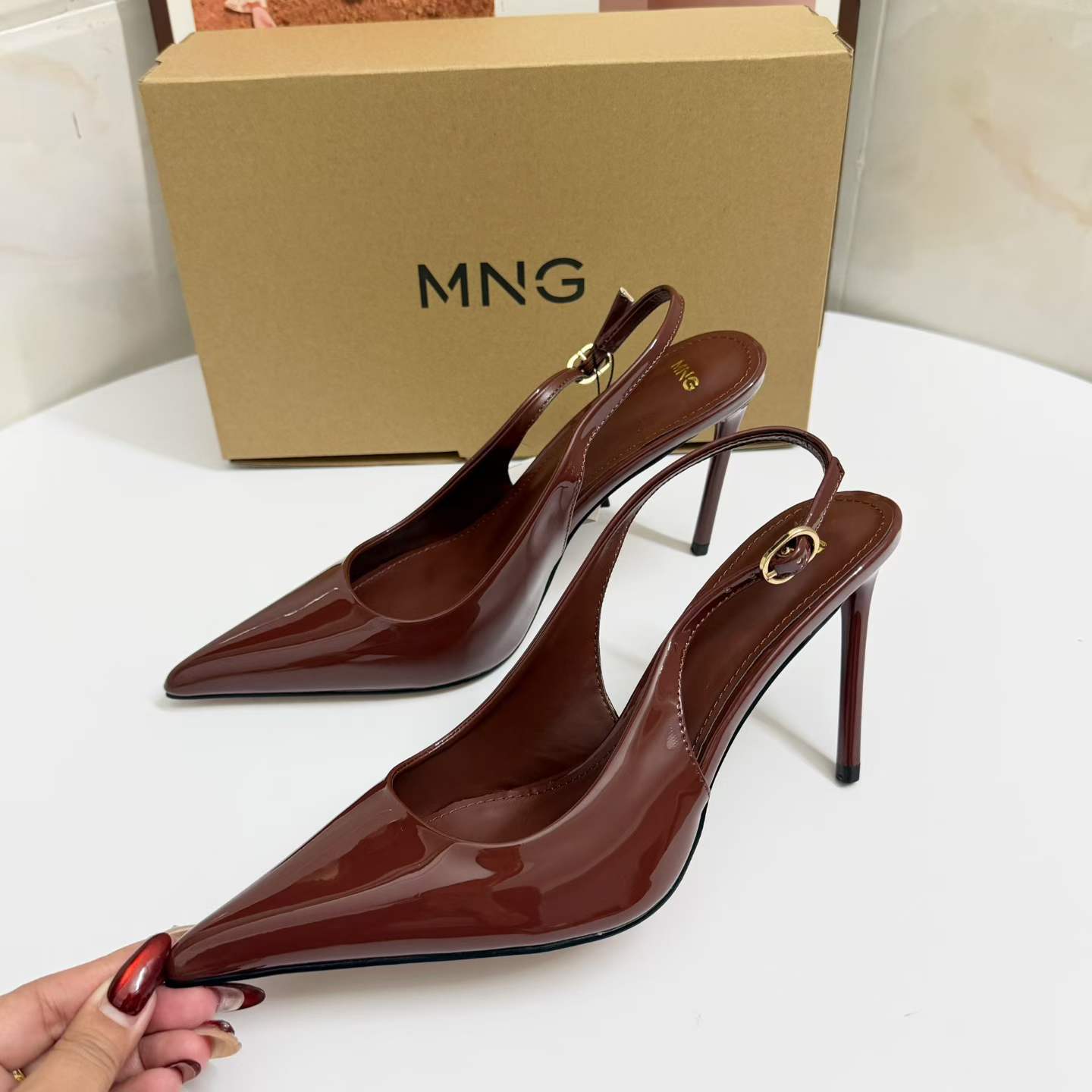 JHC-HB-003 | Patent Gloss Slingback Pointed-Toe Stiletto Heel Dress Sandal angle 3