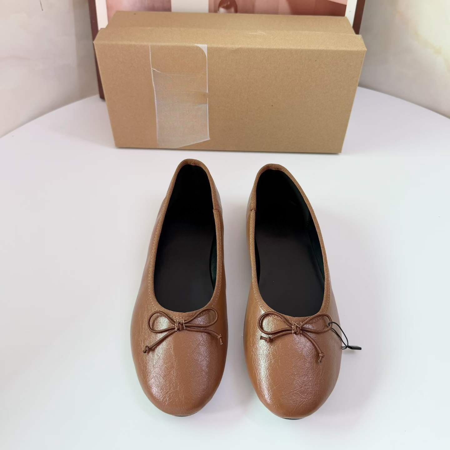 JHC-HB-243 | Bow Detail Round-Toe Flat Ballet Flat angle 2
