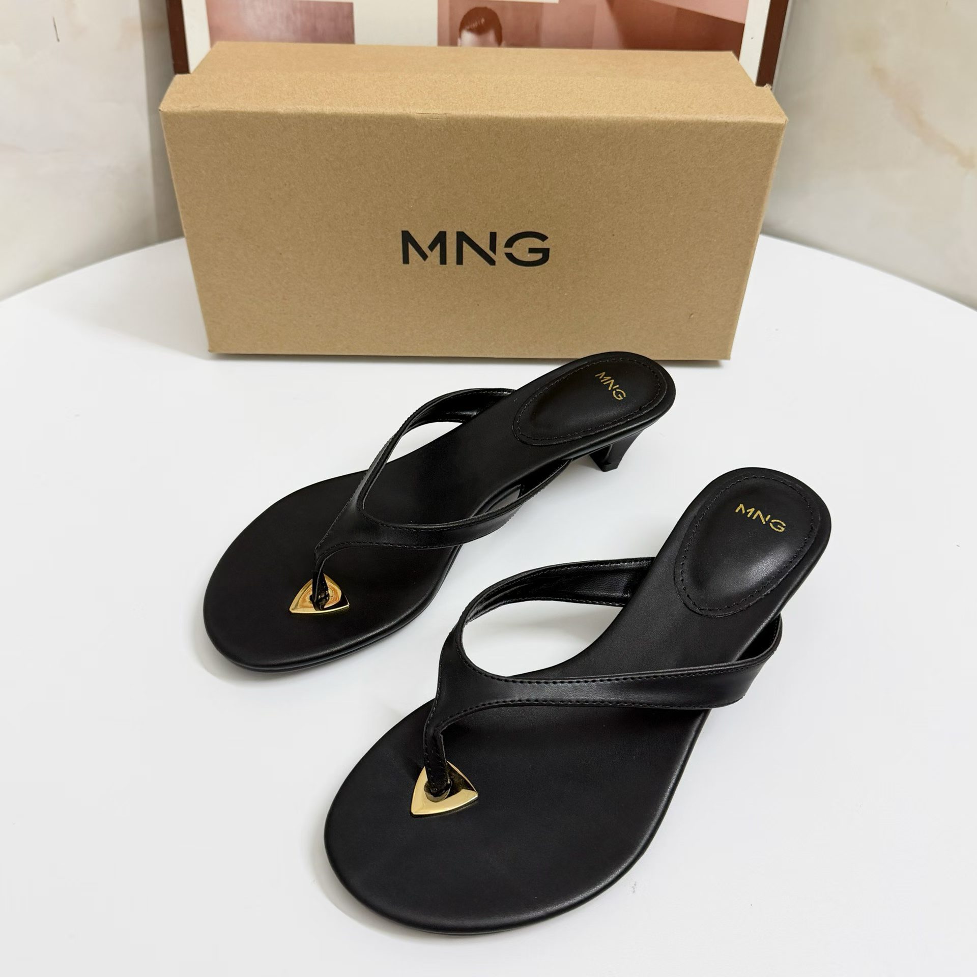 JHC-HB-019 | Metal Buckle Toe-Post Stiletto Heel Thong Flip-Flop angle 3