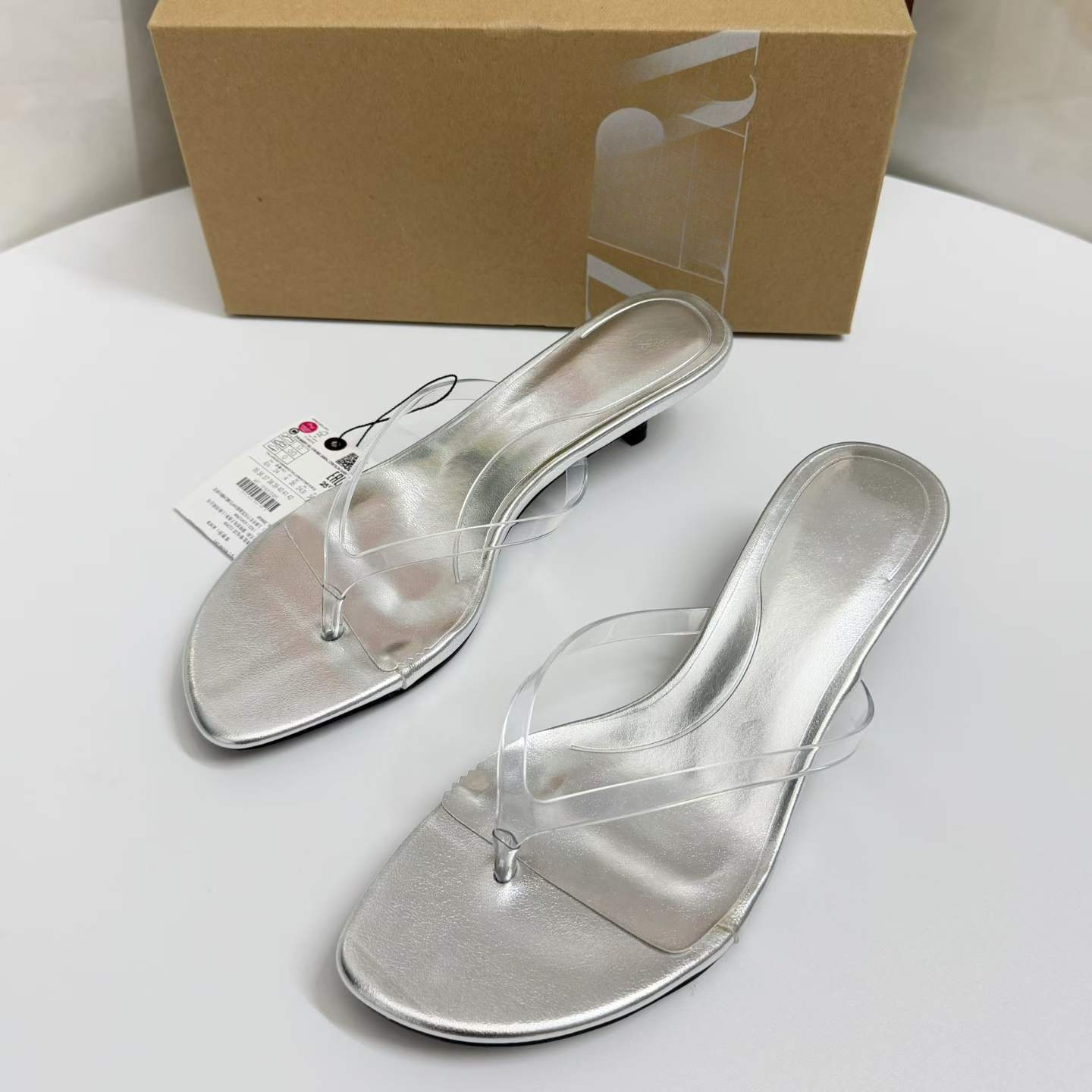 JHC-HB-144 | Toe-Post Kitten Heel Thong Flip-Flop - Fujian Jinhongchang Sports Goods Co., Ltd.