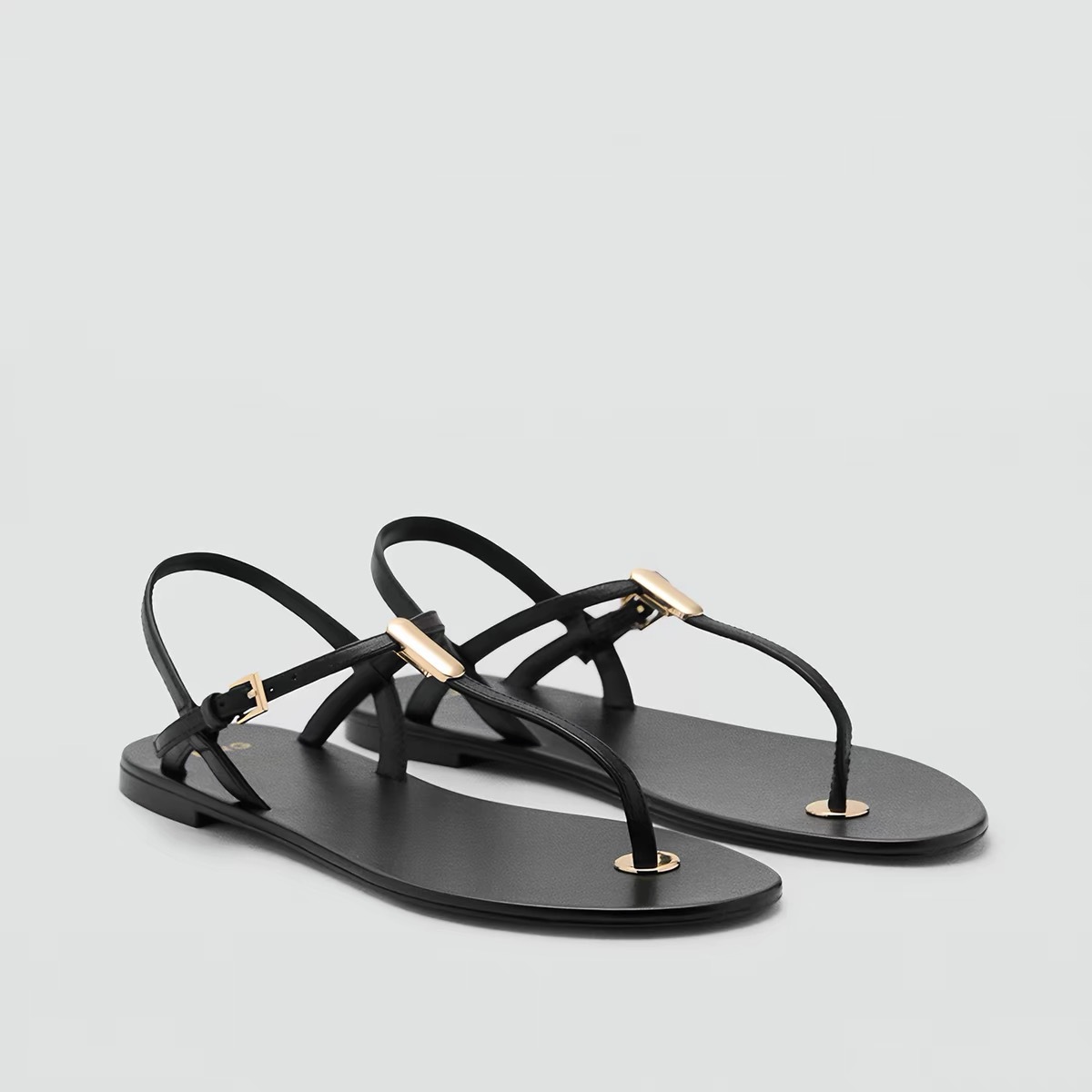 JHC-HB-020 | Metal Buckle Toe-Post Flat Gladiator Sandal - Fujian Jinhongchang Sports Goods Co., Ltd.