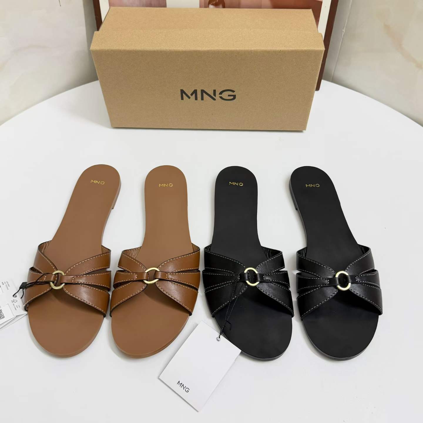 JHC-HB-004 | Metal Buckle Flat Casual Slide Slipper - Fujian Jinhongchang Sports Goods Co., Ltd.