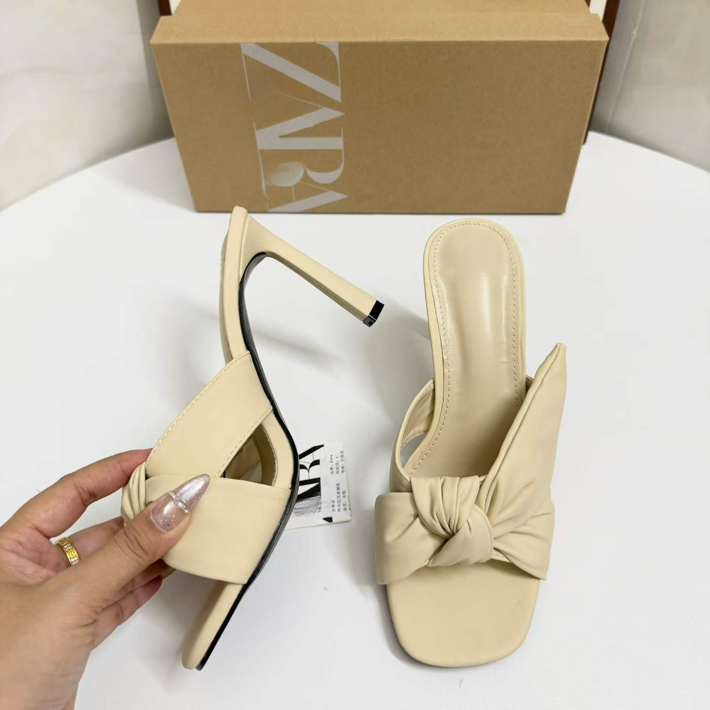 JHC-HB-242 | Crisscross Straps Square-Toe Stiletto Heel Heeled Slide angle 3