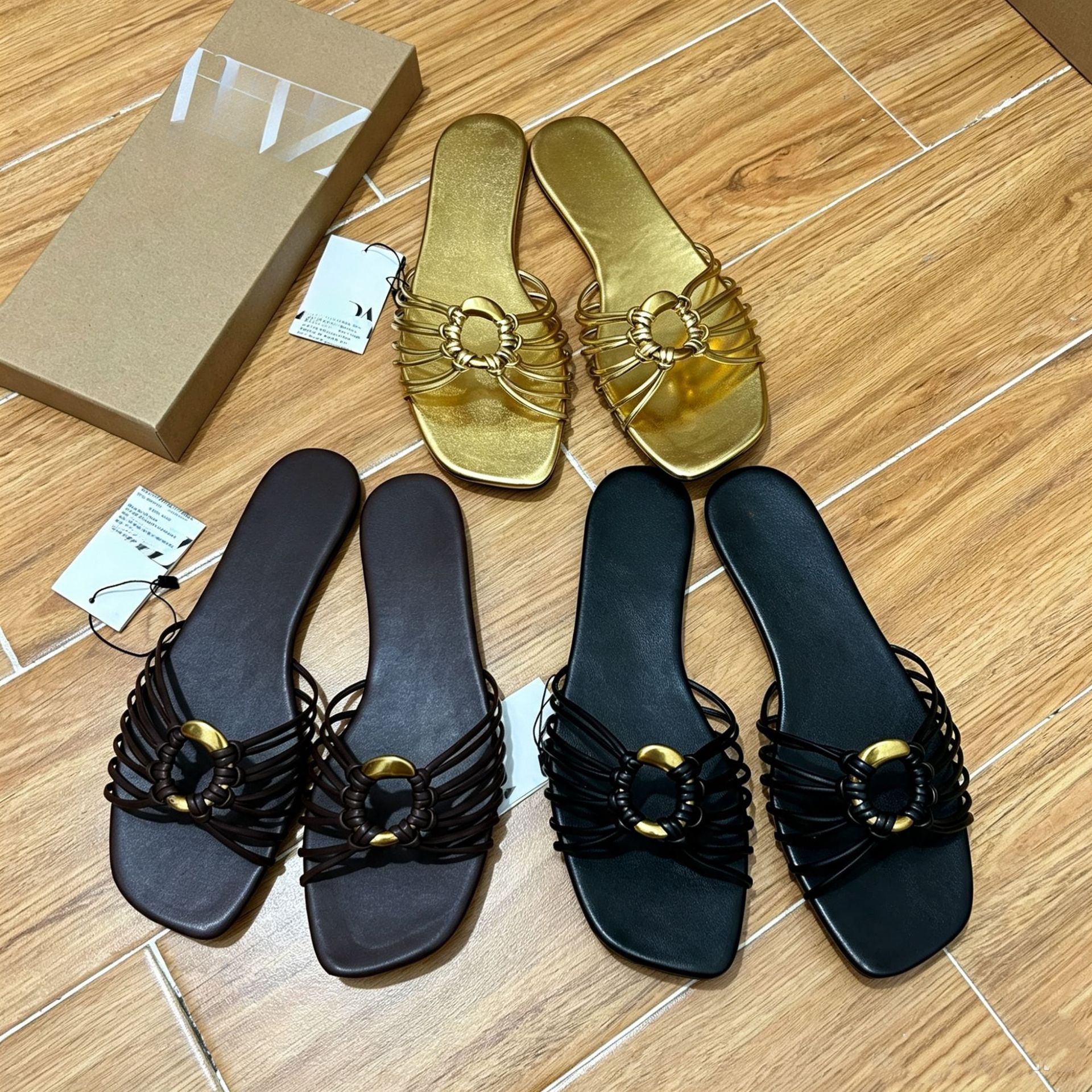 JHC-HB-104 | Metal Buckle Woven Cutout Square-Toe Flat Casual Slide Slipper - Fujian Jinhongchang Sports Goods Co., Ltd.