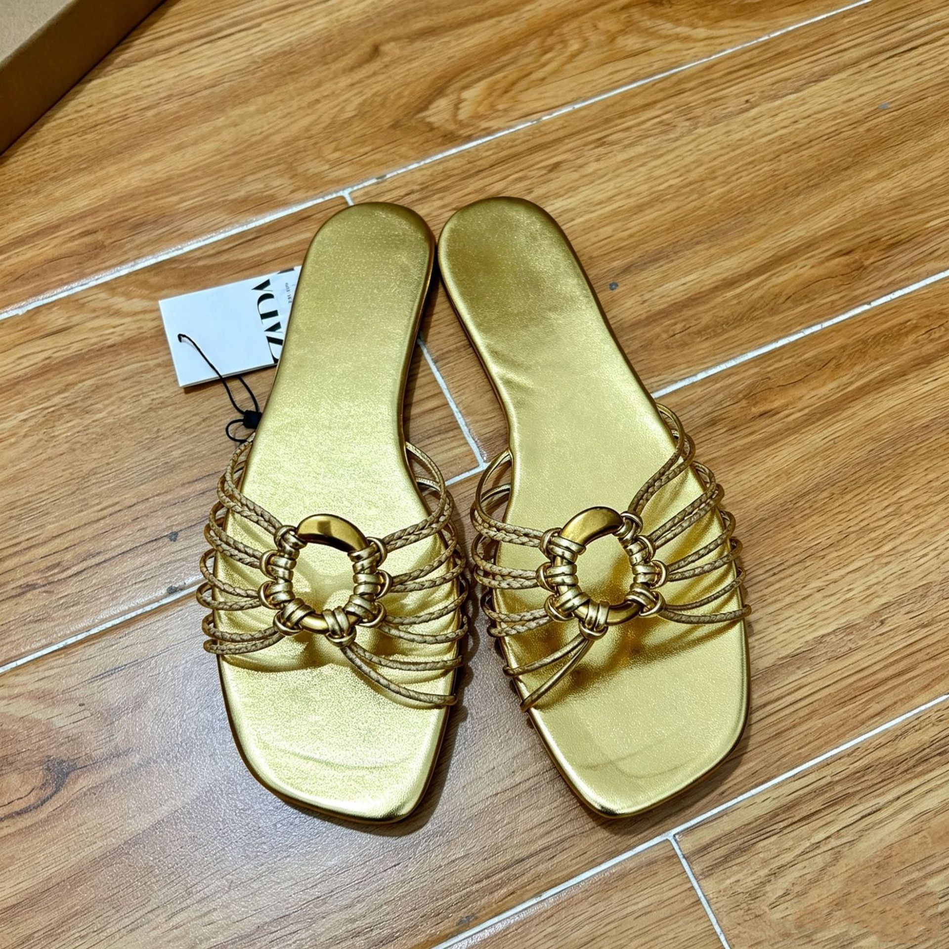 JHC-HB-104 | Metal Buckle Woven Cutout Square-Toe Flat Casual Slide Slipper angle 2