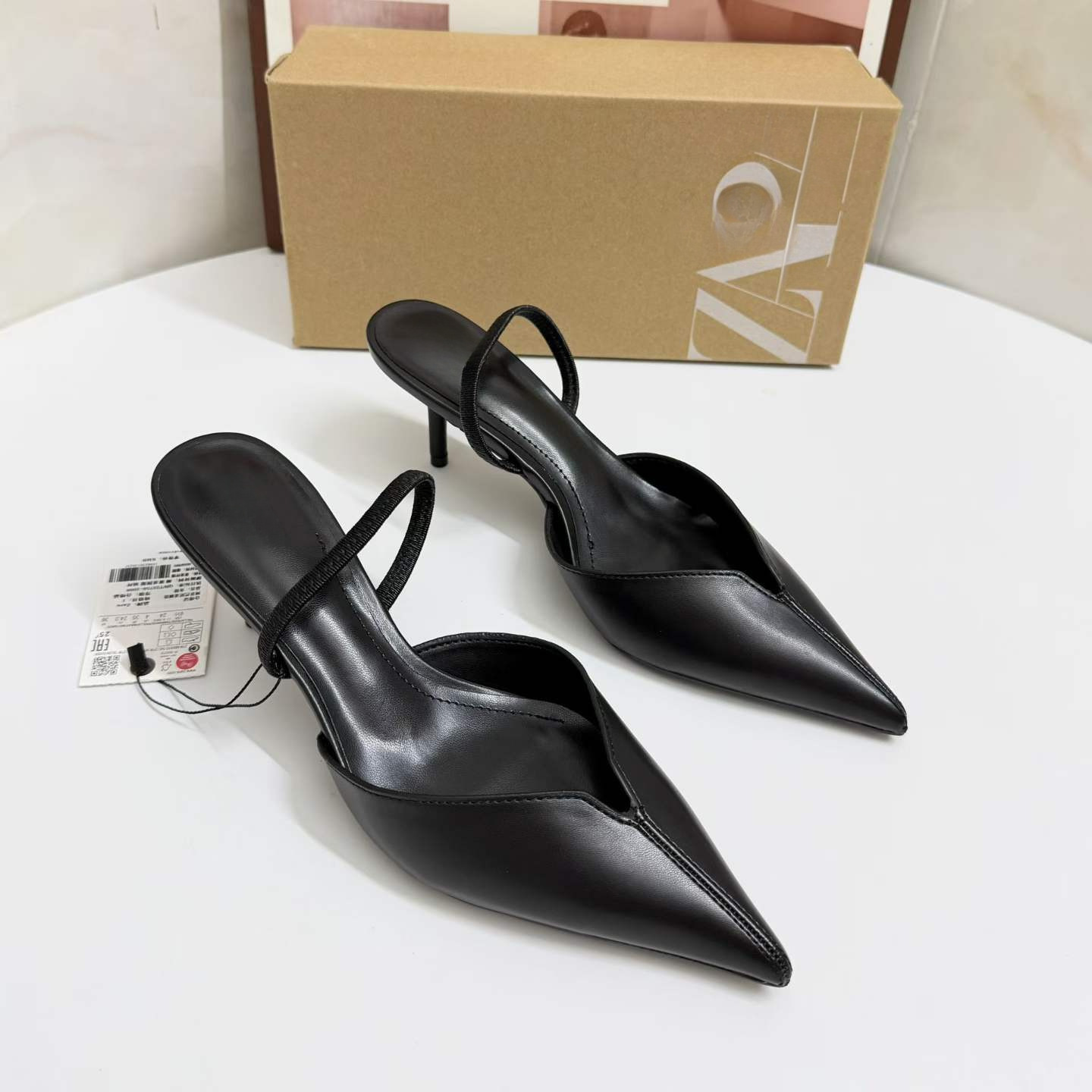 JHC-HB-089 | Pointed-Toe Stiletto Heel Mule Slide angle 3