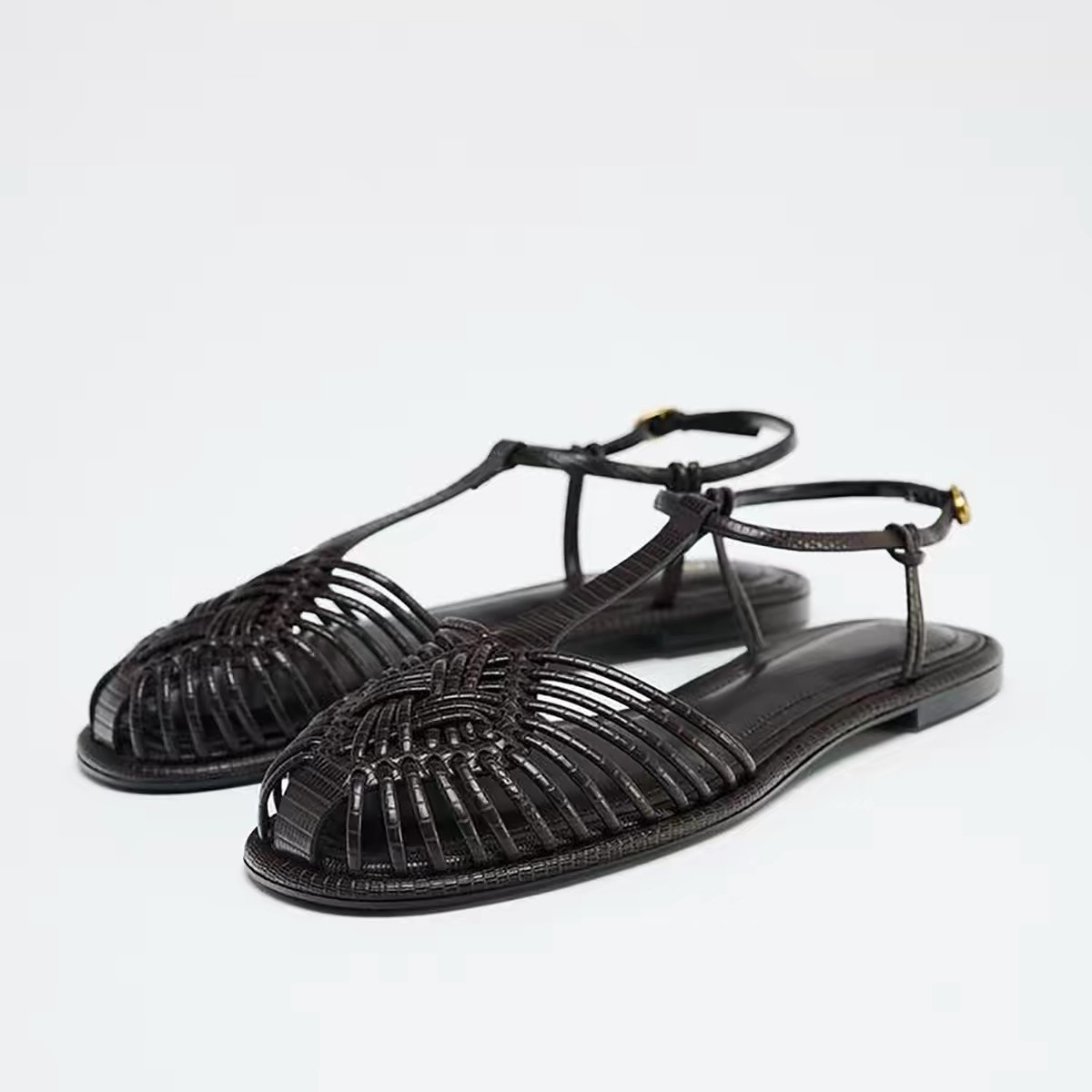 JHC-HB-274 | Woven Cutout Round-Toe Flat Gladiator Sandal - Fujian Jinhongchang Sports Goods Co., Ltd.
