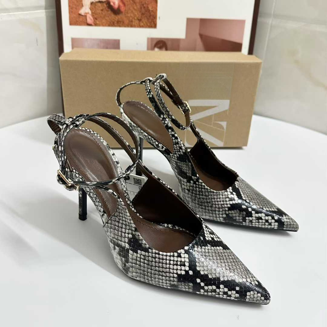 JHC-HB-269 | Patent Gloss Slingback Pointed-Toe Stiletto Heel Mule Slide angle 2