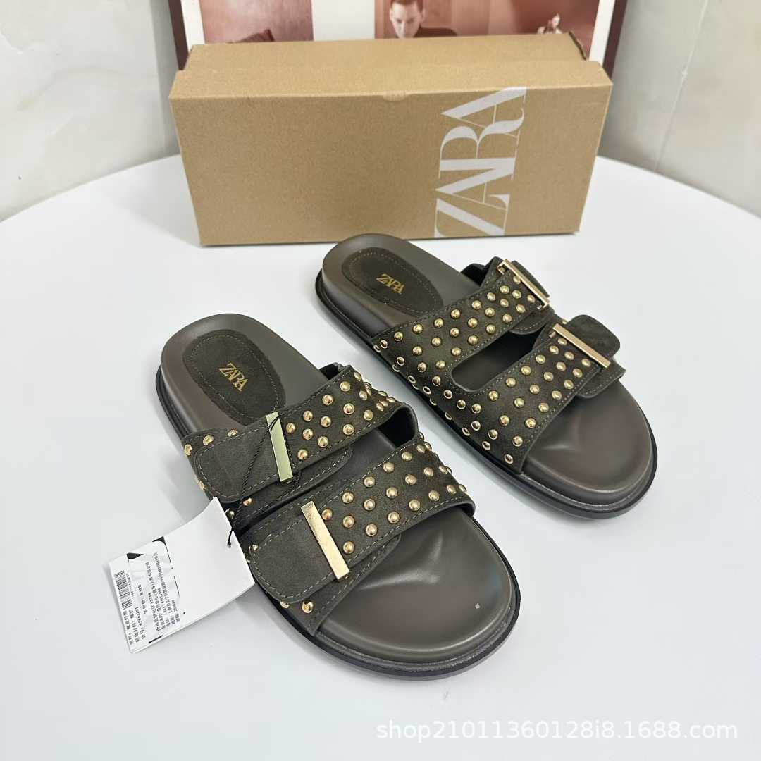 JHC-HB-195 | Platform Casual Slide Slipper angle 2