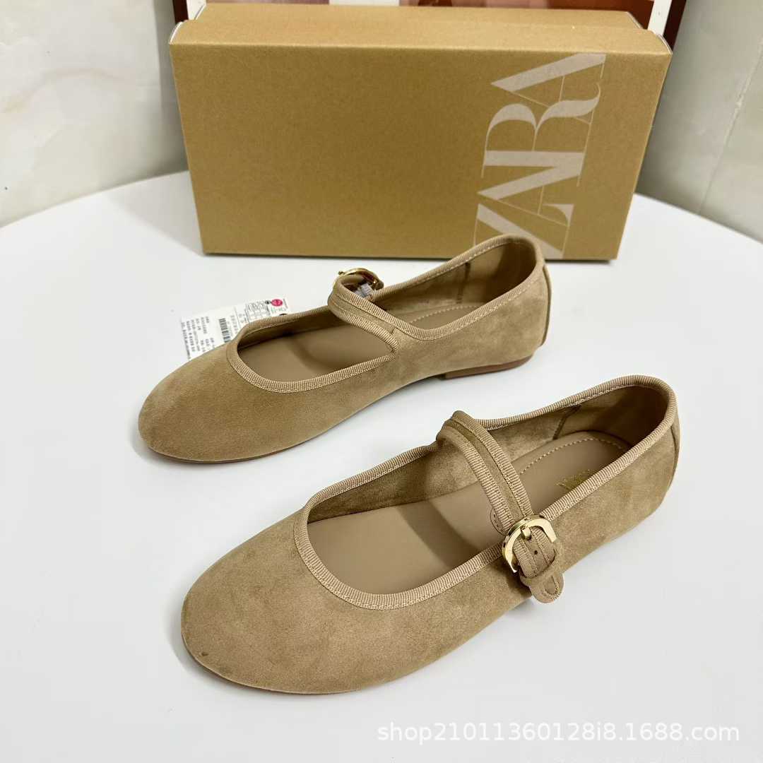 JHC-HB-220 | Round-Toe Flat Mary Jane Flat angle 2