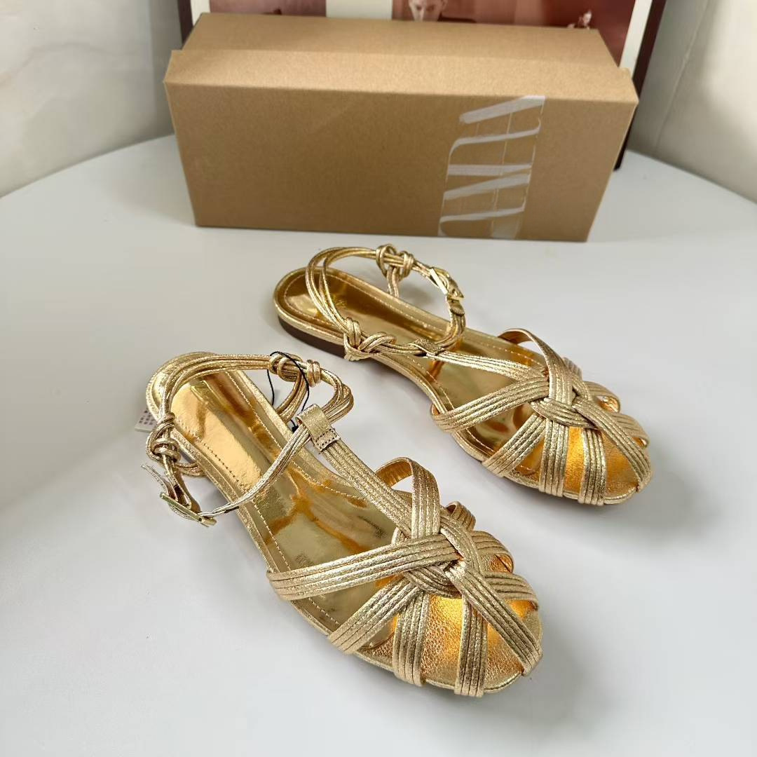 JHC-HB-034 | Woven Cutout Metallic Gold Round-Toe Flat Gladiator Sandal - Fujian Jinhongchang Sports Goods Co., Ltd.