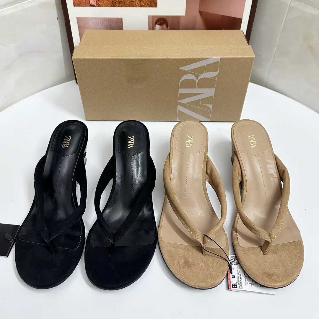 JHC-HB-165 | Round-Toe High-Heel Thong Flip-Flop - Fujian Jinhongchang Sports Goods Co., Ltd.