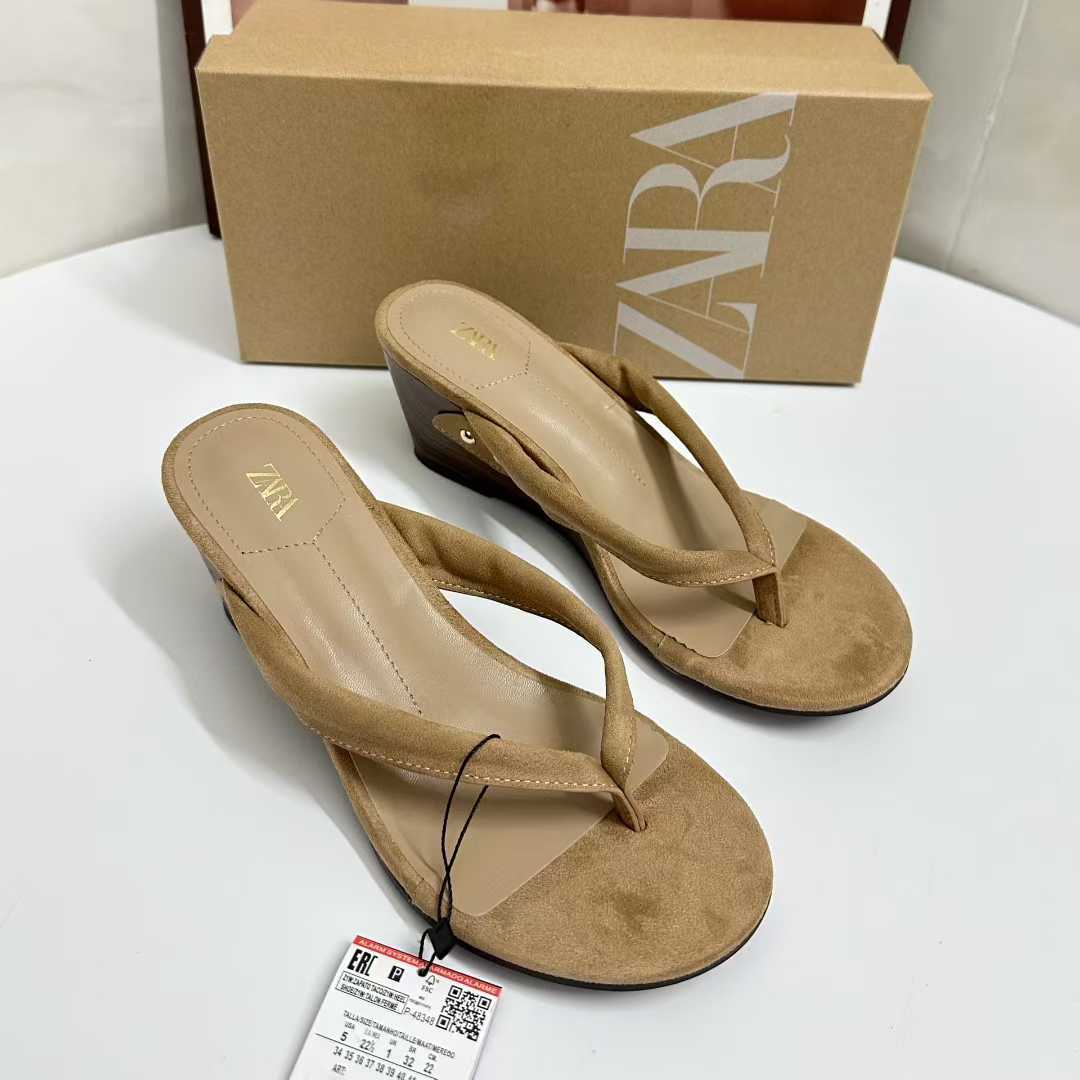 JHC-HB-165 | Round-Toe High-Heel Thong Flip-Flop angle 2