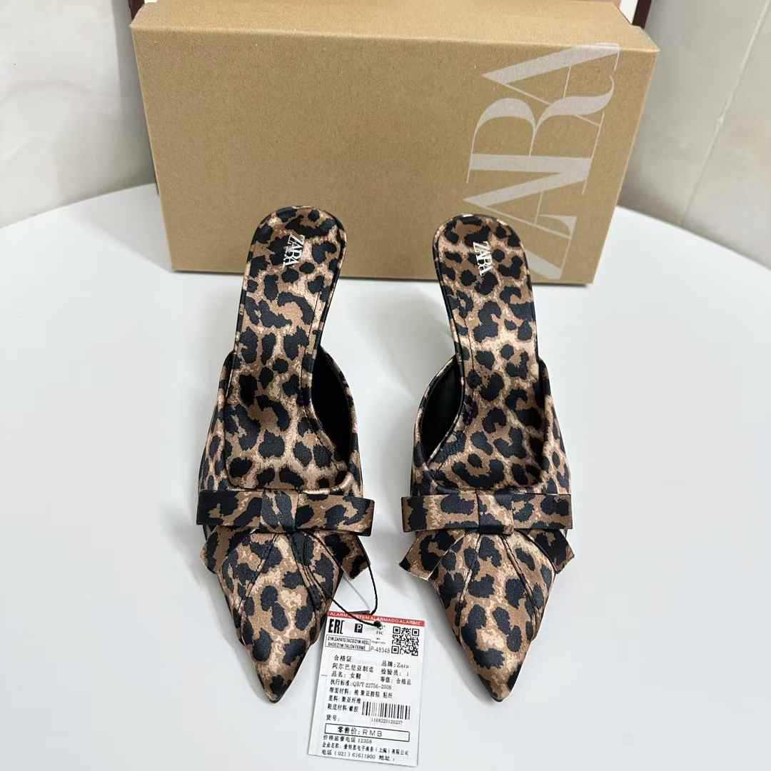 JHC-HB-305 | Bow Detail Animal Print Pointed-Toe Stiletto Heel Mule Slide - Fujian Jinhongchang Sports Goods Co., Ltd.
