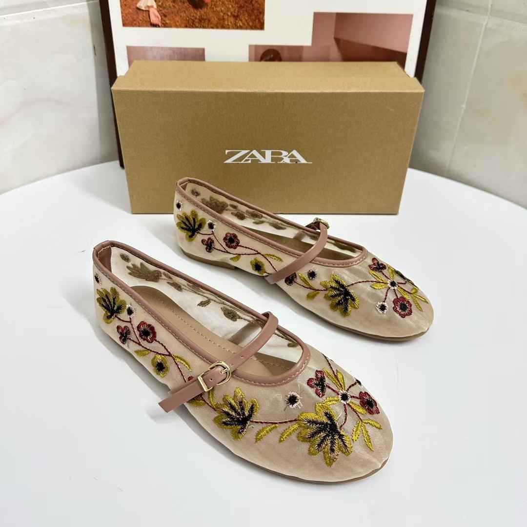 JHC-HB-252 | Embroidered Flat Ballet Flat angle 2