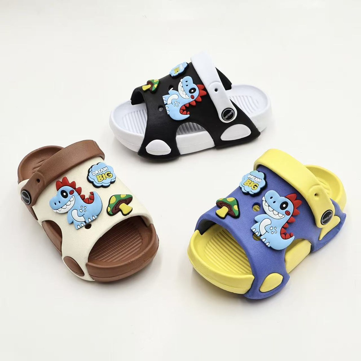 JHC-KIDS-012 | Pivoting Strap Anti-Slip Kids Foam Sandal (Kids Sizes) - Fujian Jinhongchang Sports Goods Co., Ltd.