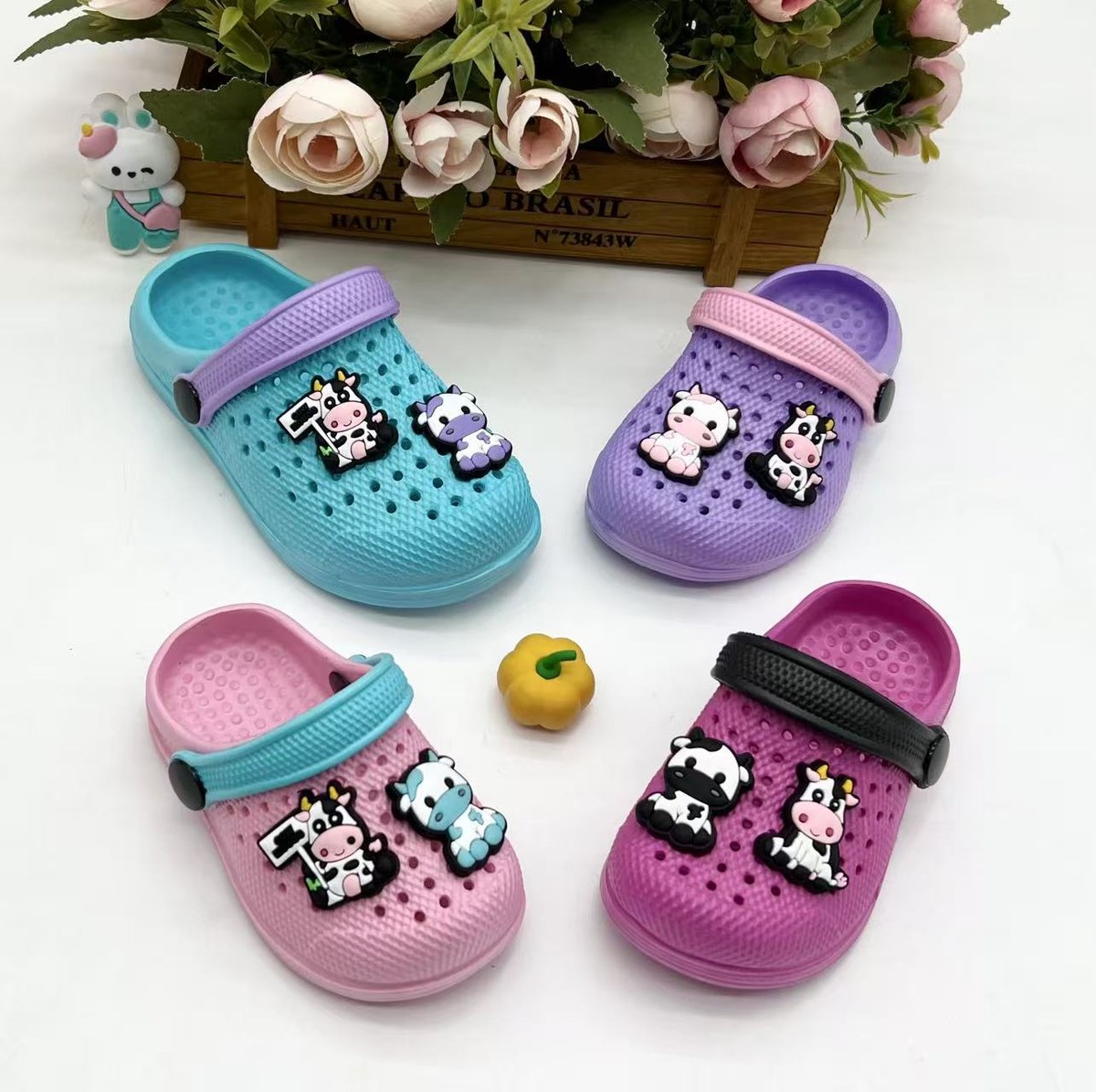 JHC-KIDS-037 | Cute Cartoon 3D Charm Kids EVA Clog (Kids Sizes) - Fujian Jinhongchang Sports Goods Co., Ltd.